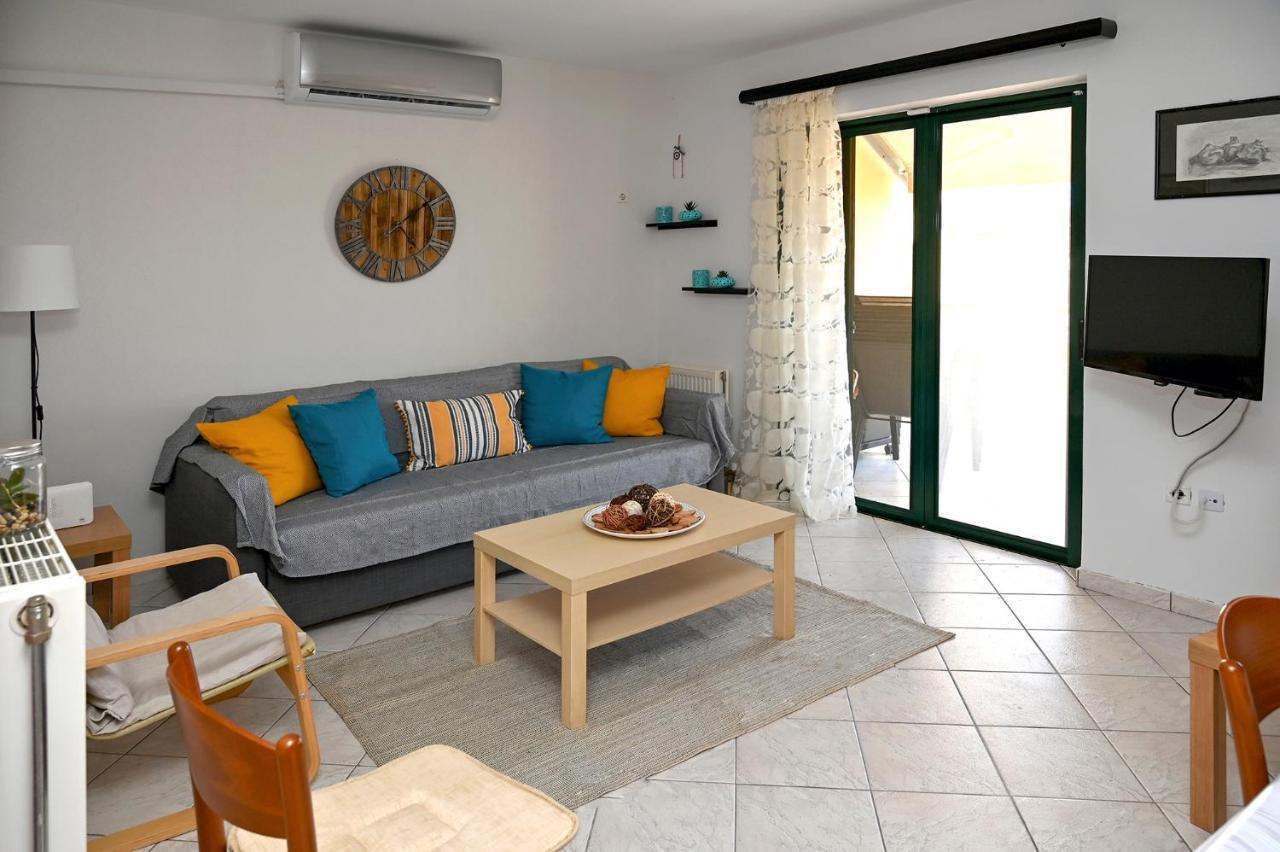 Melrose Maisonette By The Sea Anavyssos Exterior foto